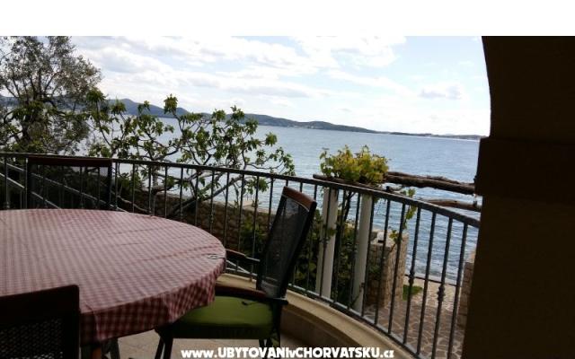 Apartamenty Nives - nocleg Bibinje Chorwacja