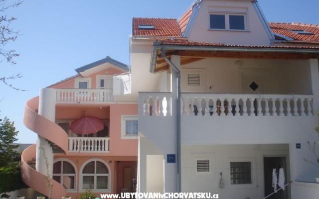 Apartamenty Goge - nocleg Biograd Chorwacja