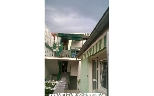 Apartamenty Mitja - nocleg Biograd Chorwacja