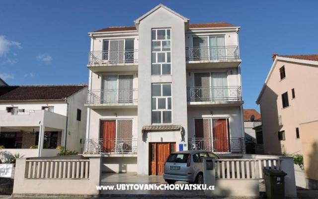 Biograd Apartamenty Ćaleta - nocleg Biograd Chorwacja