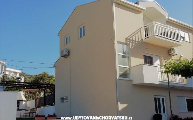 Apartamenty Villa Judita - nocleg Blace Chorwacja