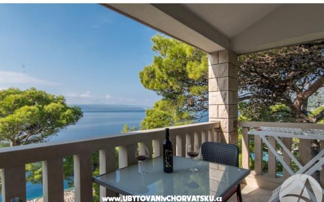 Beachview Apartamenty/Free parking - nocleg Brela Chorwacja