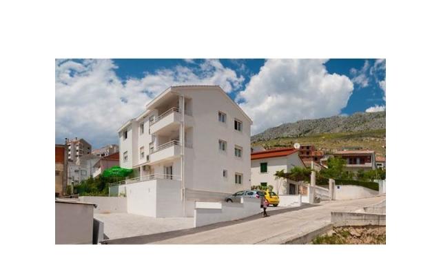 Apartamenty Maja  - nocleg Dugi Rat Chorwacja