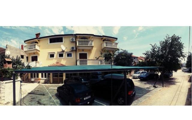 Apartamenty Pirović - nocleg Sv. Filip i Jakov Chorwacja