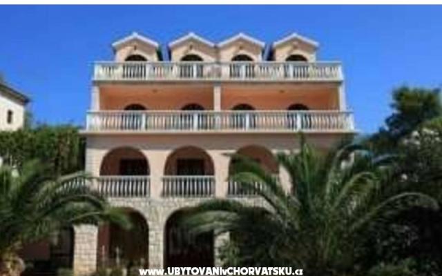 Apartamenty Komarica - nocleg eiland Hvar Chorwacja
