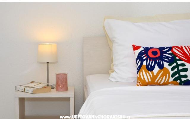 Apartamenty Ante i Anita - nocleg Kastela Chorwacja