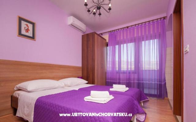 Apartamenty Mara - nocleg Kastela Chorwacja