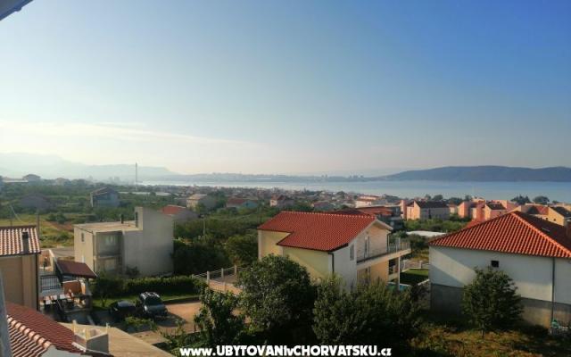 Bayview Apartament - nocleg Kastela Chorwacja