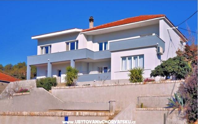 Korčulanka Apartamenty Poljica-Marin - nocleg Marina - Trogir Chorwacja