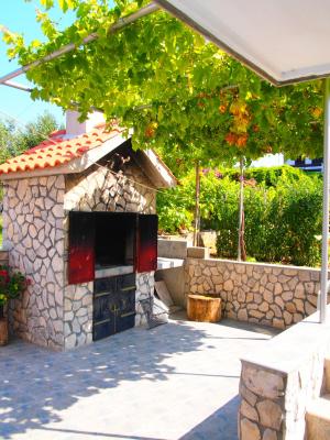 Apartament Mario - nocleg eiland Murter Chorwacja