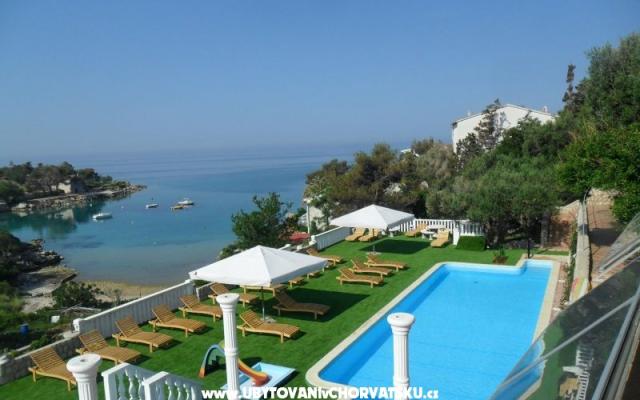 Macadams apartmani i restoran - nocleg Novalja - Pag Chorwacja