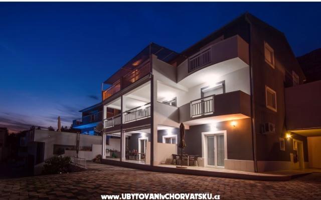 Ana-Marija Apartamenty Stanici - nocleg Omis Chorwacja