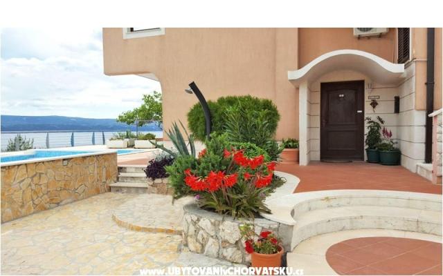 Apartamenty Majda - nocleg Omis Chorwacja