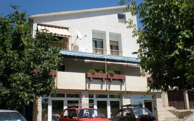 Apartamenty Dalmacija - nocleg Omis Chorwacja