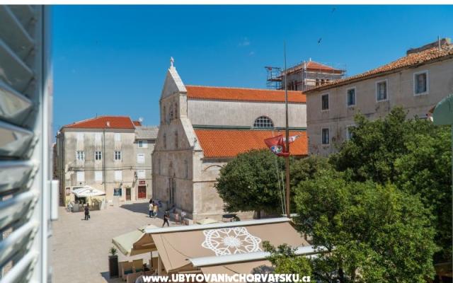 Deluxe Pag city centar - nocleg eiland Pag Chorwacja