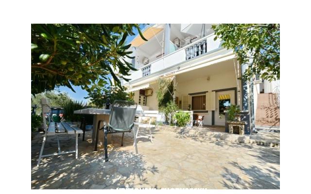 Aurora Apartamenty - nocleg Starigrad Paklenica Chorwacja