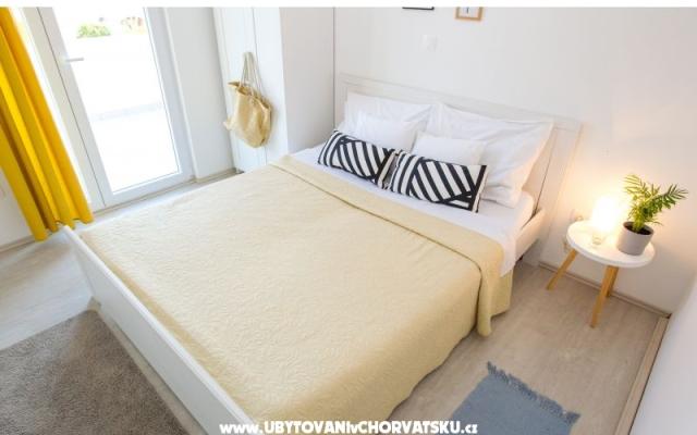 Apartamenty Ivan i Nikola - nocleg Pakostane Chorwacja