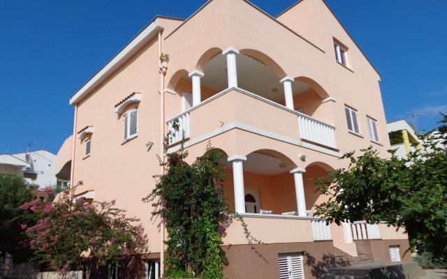 Apartamenty Ana - nocleg Petrcane Chorwacja