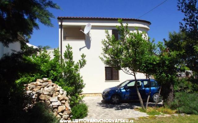 Apartamenty Juliška - nocleg Pirovac Chorwacja