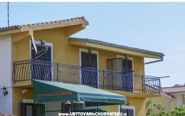 Apartamenty Lucijana - nocleg Pirovac Chorwacja