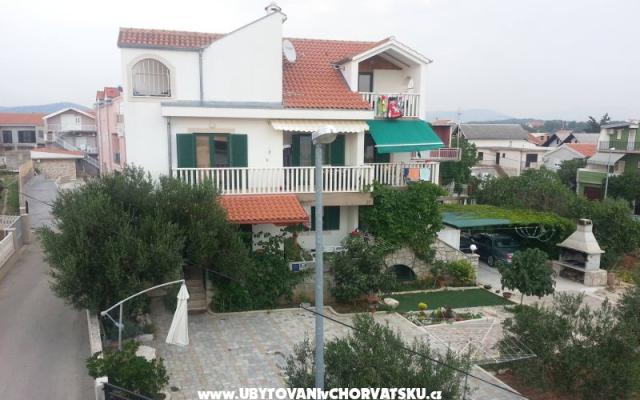 App. Biserka Lolić - nocleg Pirovac Chorwacja