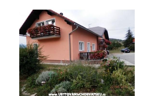 Blazenka Hodak - nocleg Plitwickie Jeziora Chorwacja