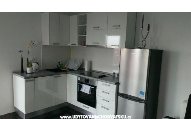 Apartamenty Pivac - nocleg Podgora Chorwacja