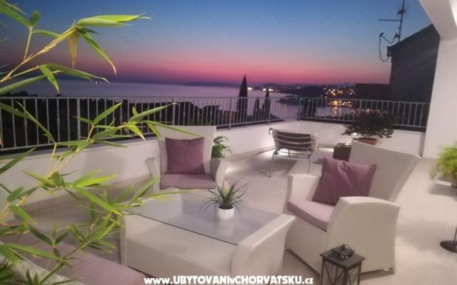 Holiday villa LUX - nocleg Podstrana Chorwacja