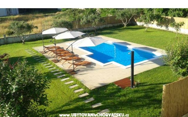 Apartamenty Šarić - nocleg Privlaka Chorwacja