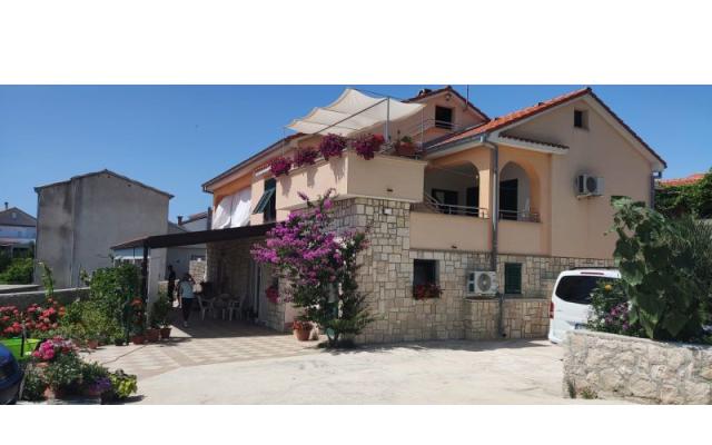 Apartament Lemi - nocleg Razanac Chorwacja