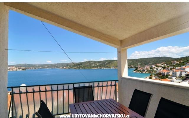 Apartamenty Turtle - nocleg Rogoznica Chorwacja