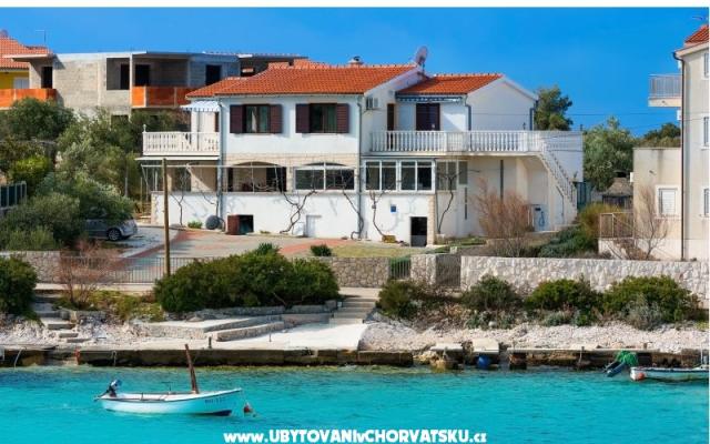 Villa Ivan - nocleg Rogoznica Chorwacja