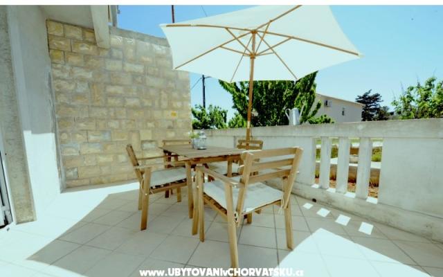 Apartamenty Nina - nocleg Sali - Dugi otok Chorwacja