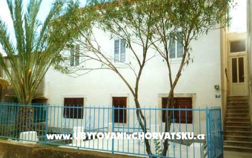 Apartamenty Jaman - nocleg Sreser Chorwacja