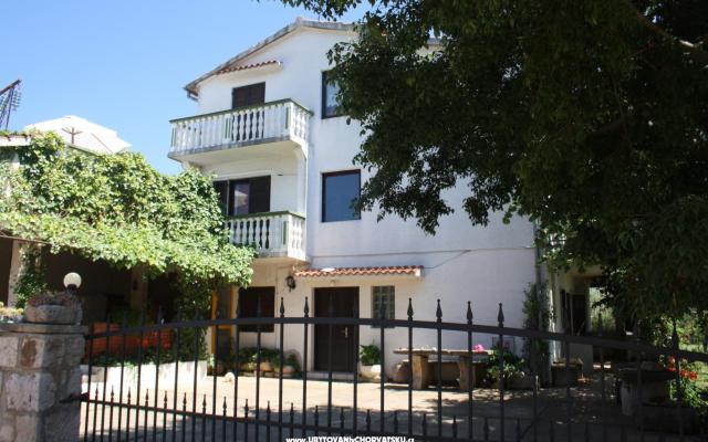 Apartamenty Dana - nocleg Sukosan Chorwacja