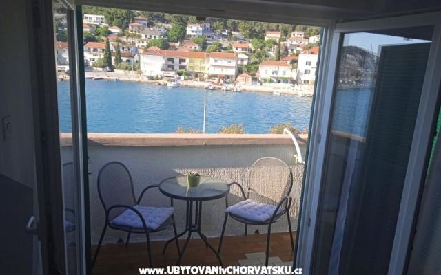 Apartamenty Toni - nocleg Tisno Chorwacja