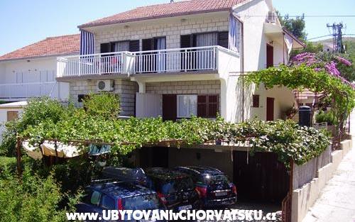 Apartamenty Borna - nocleg Trogir Chorwacja