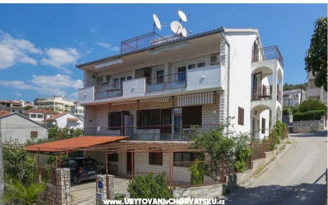 Apartamenty Leila - nocleg Trogir Chorwacja
