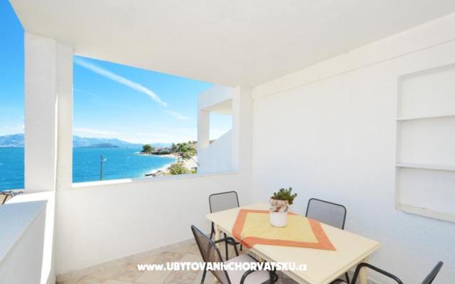 Apartament Petra Arbanija - nocleg Trogir Chorwacja