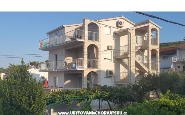 Apartamenty Villa Ankica - nocleg Trogir Chorwacja