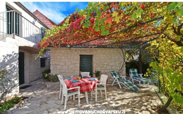 Apartmets Villa Maslina - nocleg Trogir Chorwacja