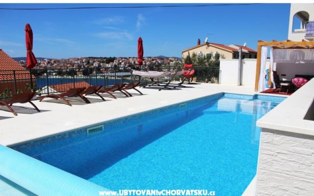 Apartamenty Zora - nocleg Trogir Chorwacja