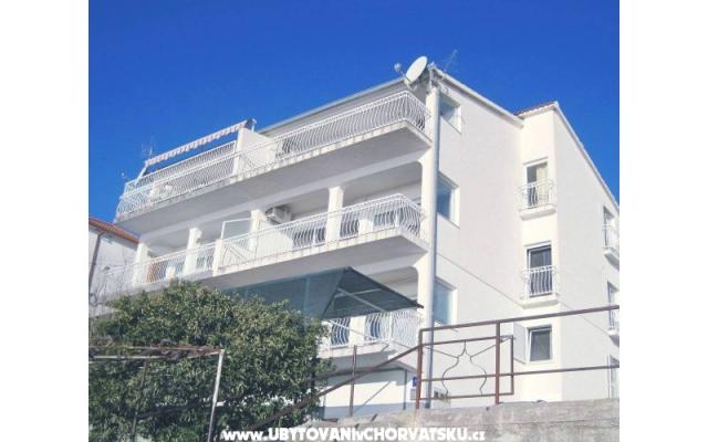 Dado Apartamenty - nocleg Trogir Chorwacja