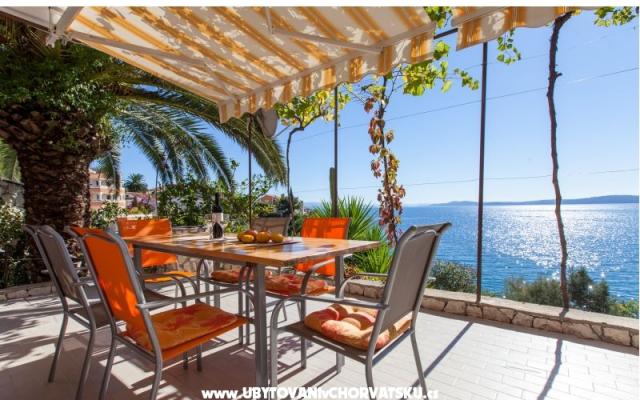 Dom wakacyjny Bok - nocleg Trogir Chorwacja