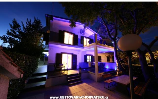 Apartamenty Diana **** - nocleg eiland Ugljan Chorwacja