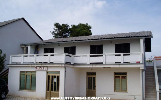 Apartamenty Beta - nocleg eiland Vir Chorwacja