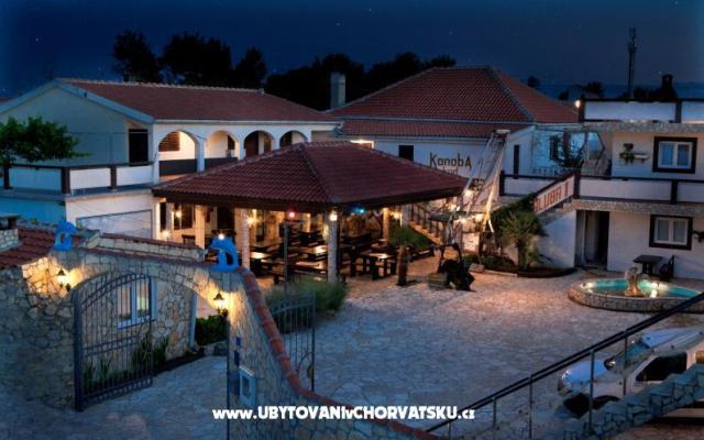 Apartamenty Kod Spavalice - nocleg eiland Vir Chorwacja