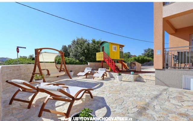 Villa Nivel - nocleg eiland Vir Chorwacja