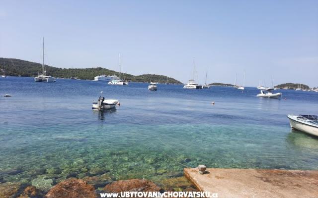 Apartament AndriNa  Vis - nocleg eiland Vis Chorwacja