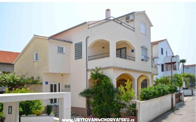 Apartamenty Andrea Vodice - nocleg Vodice Chorwacja